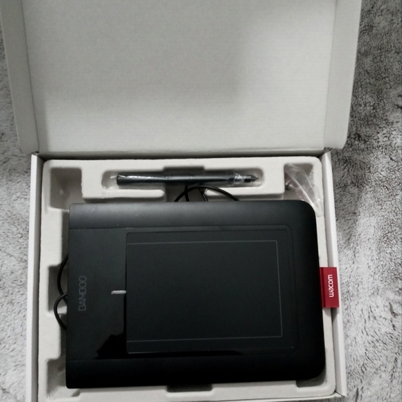 Drawing Tablet - Picture 3 of 4